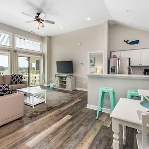 Holiday home Gone Coastal